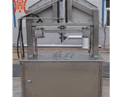 劈半機(jī)發(fā)貨了，感謝呂經(jīng)理大力支持